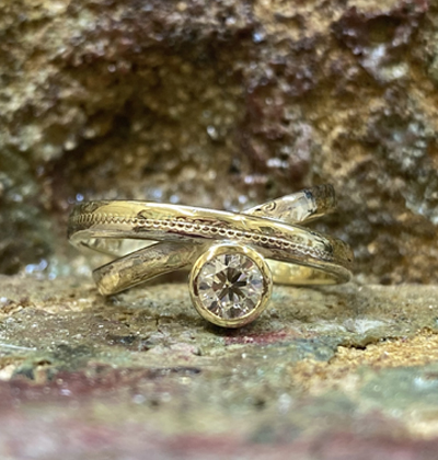 Individueller Schmuck von Meisterhand gefertigt